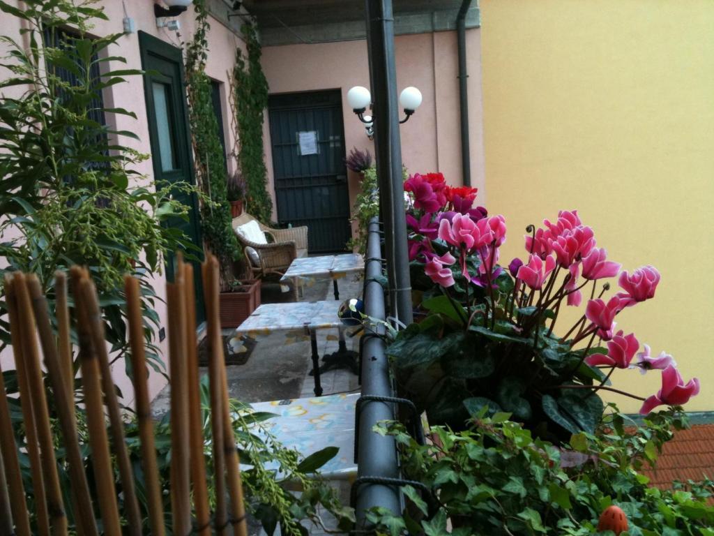 Ripa Del Naviglio B&B - Milan — Foto 1